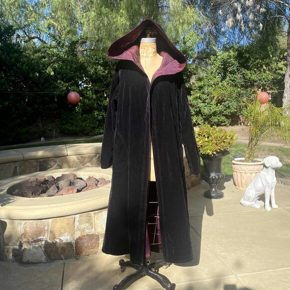 Mycra Pac Designerware Velvet Reversible Rain Coat Whimsy Goth Cape Hooded RARE - Picture 1 of 15